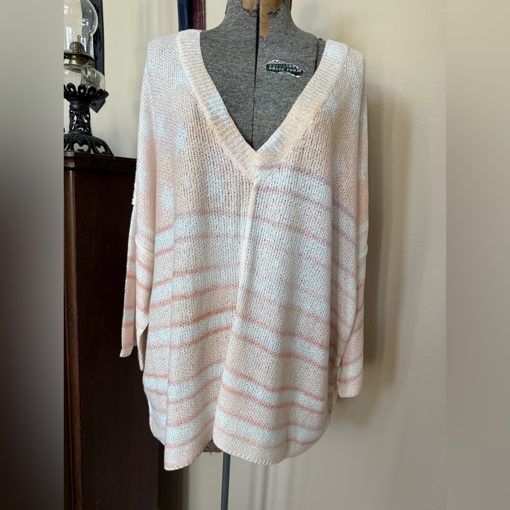 EUC POL Washed Out Americana Flag Lightweight Beach Summer Pullover Top